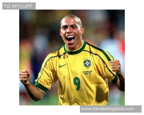 低调足球巨星的真实生活与职业成就揭秘