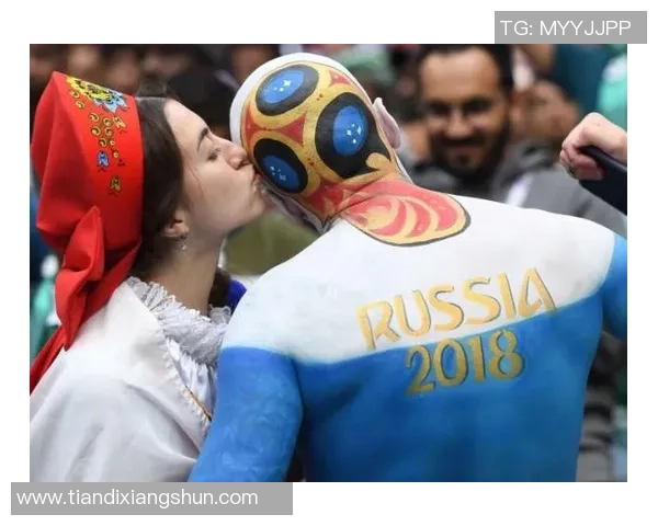 足球明星与女友甜蜜瞬间揭秘他们的爱情故事与生活点滴